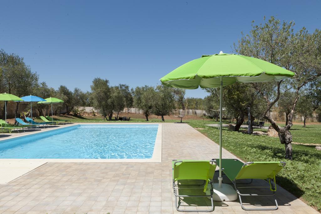 Hotel Villa Pirotta Sannicandro di Bari Exteriör bild