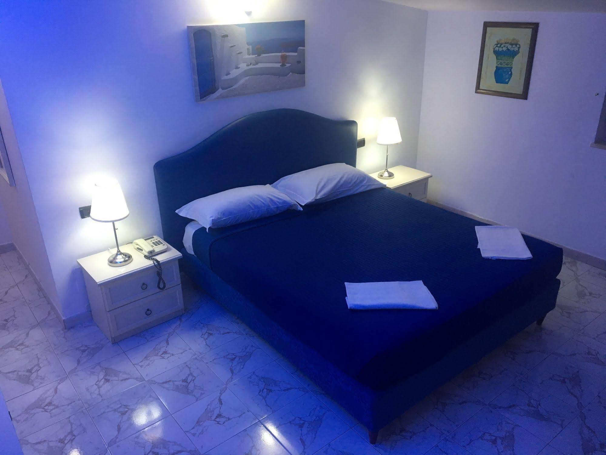 Hotel Villa Pirotta Sannicandro di Bari Exteriör bild
